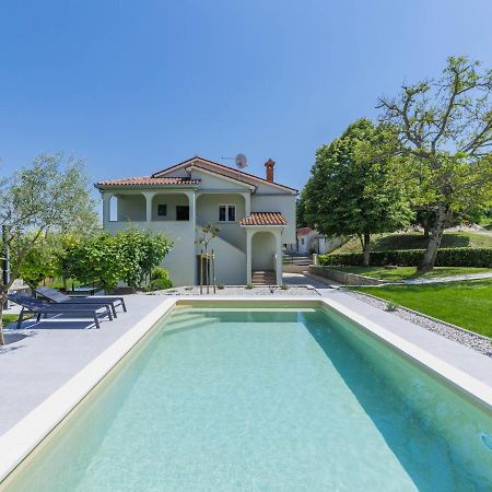 Holiday Home Carlo - IPC102 Pićan Exterior foto