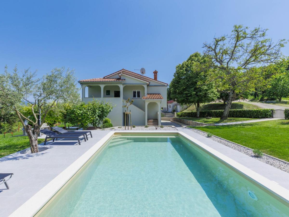 Holiday Home Carlo - IPC102 Pićan Exterior foto