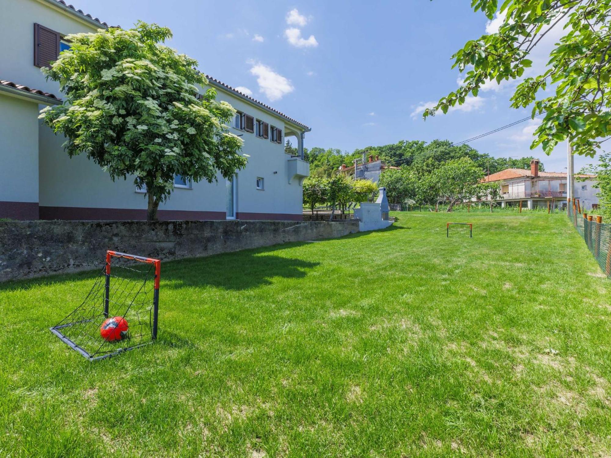 Holiday Home Carlo - IPC102 Pićan Exterior foto